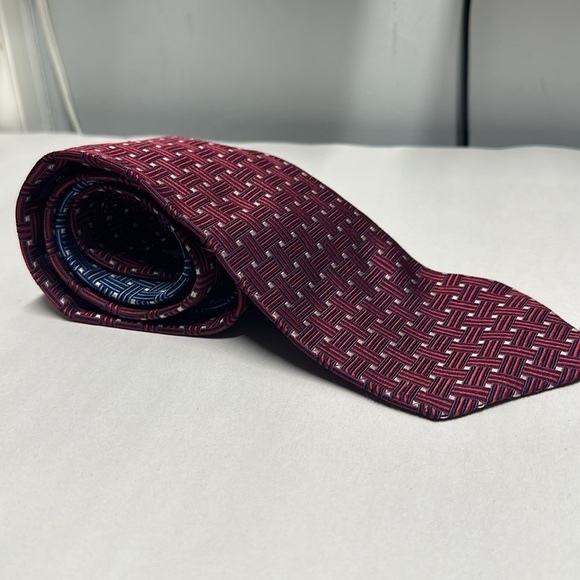 Tommy Hilfiger Two Tone Tie - Picture 2 of 9